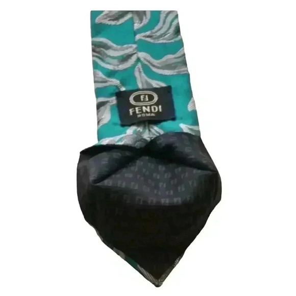 FendiĀ SilkāMesāTie - Picture 5 of 15